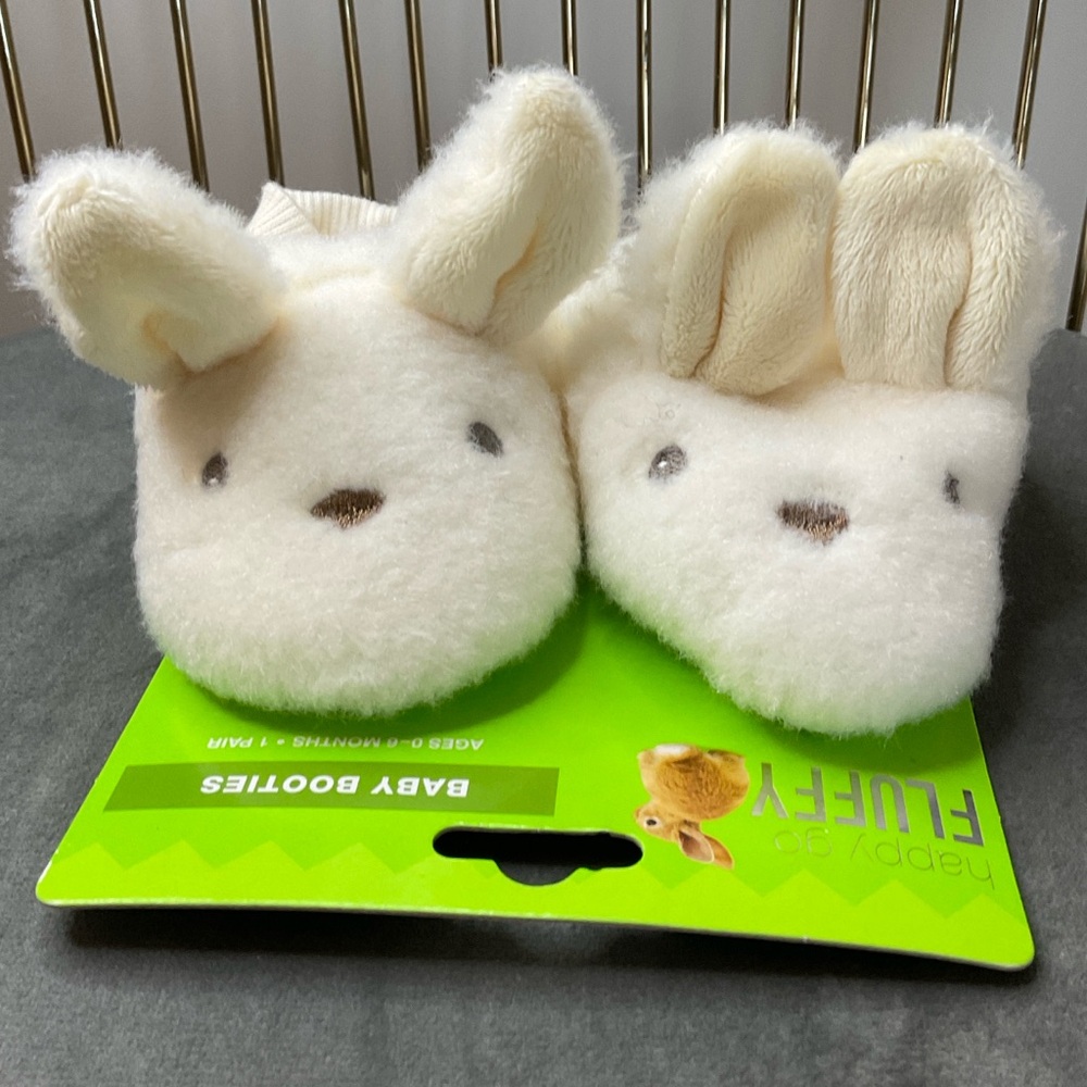 Happy Go Fluffy Cream Rabbit Baby Booties (0-6M)